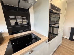 Breakfast Kitchen- click for photo gallery